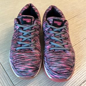 Danskin Now Size 9 Shoes Pink/Grey/Black Womens